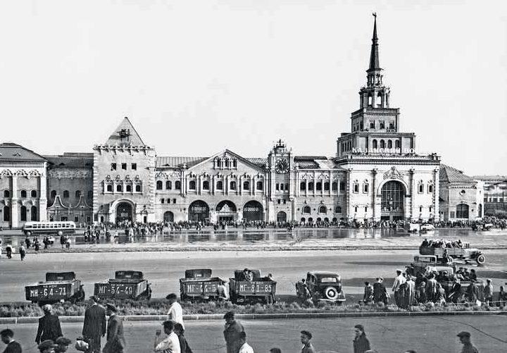 Изображение позиции: Алексей Дедушкин: Вокзалы Москвы — железнодорожные ворота Первопрестольной
